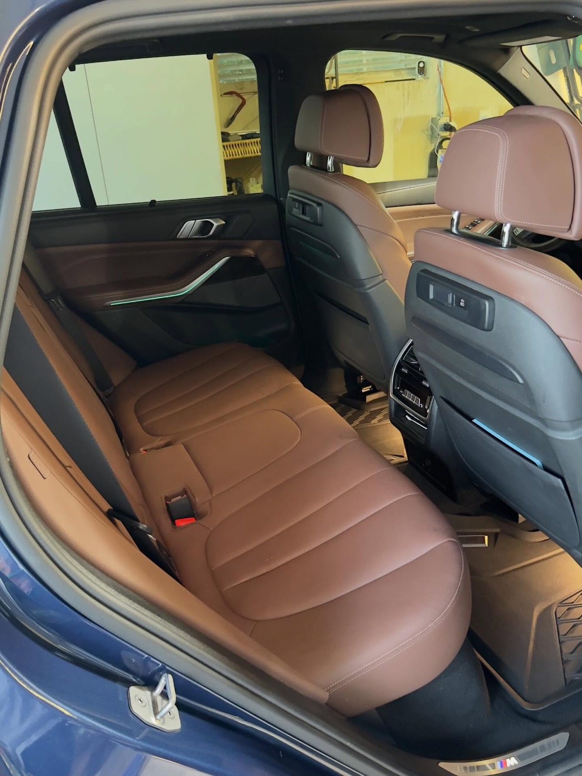 BMW X5 brown leather rear seats conditioned